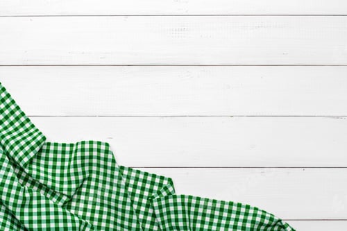 Preview: checkered tablecloth on wooden table