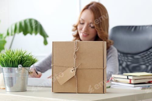 Preview: Lifestyle. Beautiful woman with cute smile