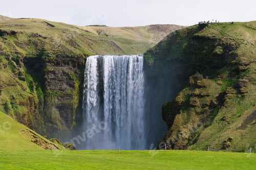 Preview: Skogafoss waterfall in Iceland