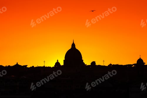 Preview: Sunset on the skyline of Rome, Italy