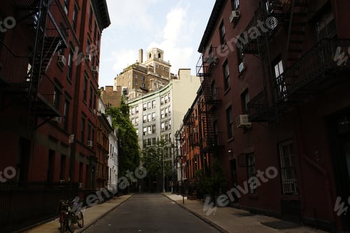 Preview: Old cobbled street with charm in the downtown