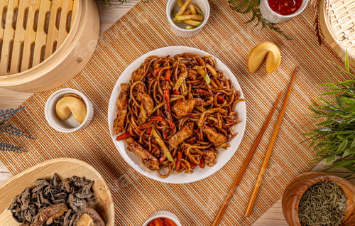 Preview: Chicken chow mein