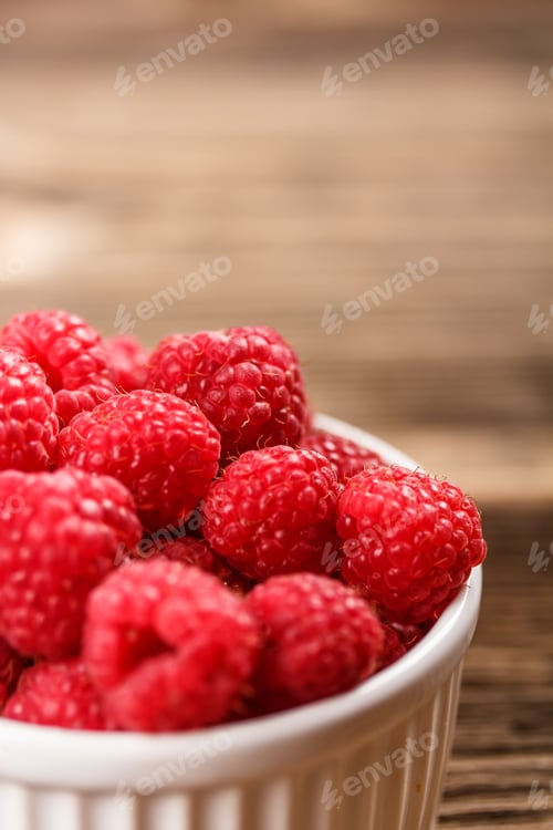 Preview: Fresh raspberries