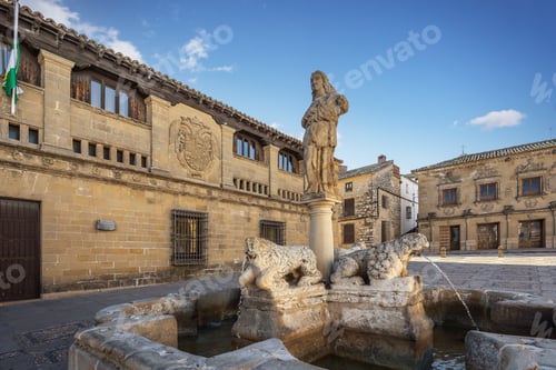 Preview: Leones Fountain with Imilce statue at Plaza del Populo Square - Baeza, Jaen, Spain