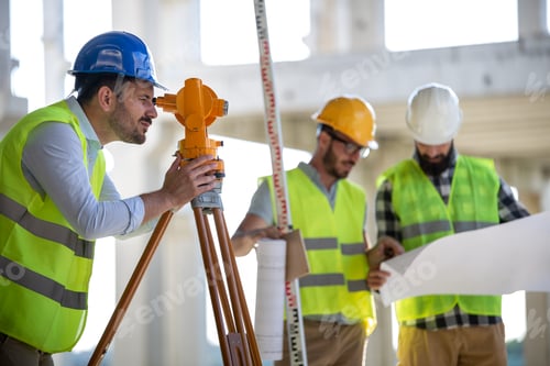 Preview: Picture of construction engineer working on building site