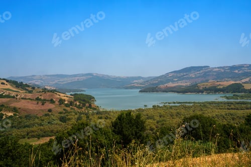 Preview: Lake of Occhito near Gambatesa, Molise, Italy