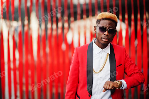 Preview: Fashion african american man model at red suit