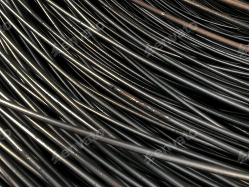 Preview: Closeup many lines of steel wire. Random focus of metallic lines