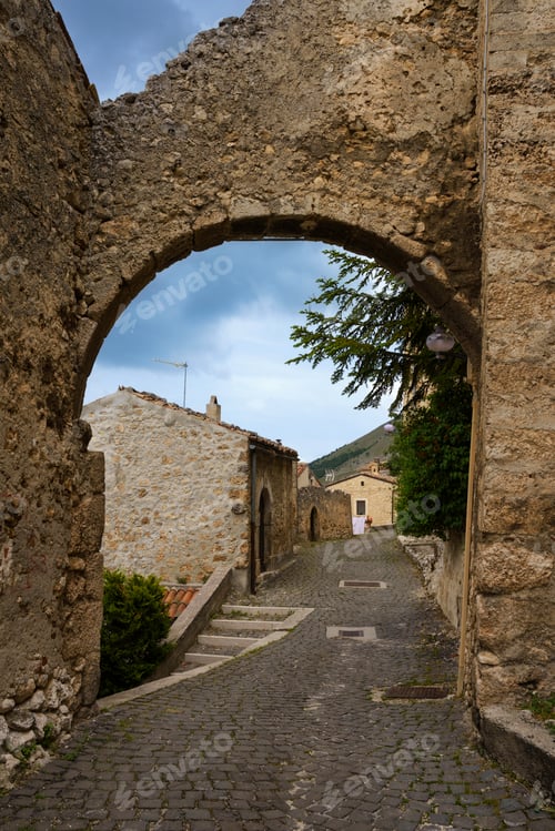 Preview: Santo Stefano di Sessanio, medieval village in the Gran Sasso Natural Park, Abruzzi