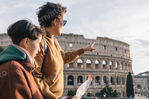 Preview: A mother is explaining the history and significance of the Roman Colosseum to her daughter