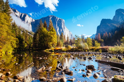 Preview: Yosemite Valley Morning View in the USA