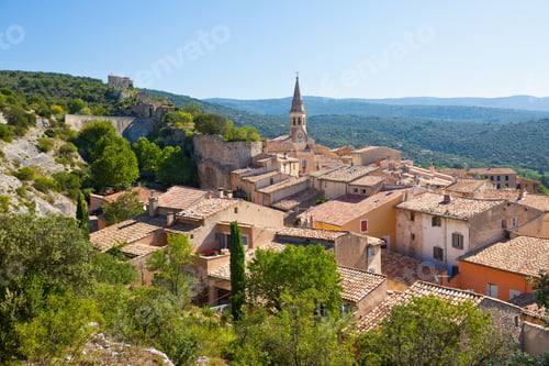 Preview: View of Saint Saturnin d Apt, Provence, France