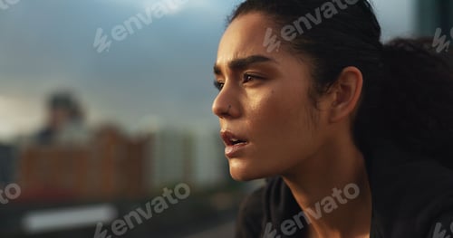 Preview: Woman, athlete and thinking outdoor for fitness, exercise or wellness with city background or natur