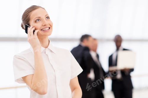 Preview: Businesswoman on the phone.