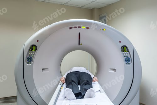 Preview: Man in Scanner
