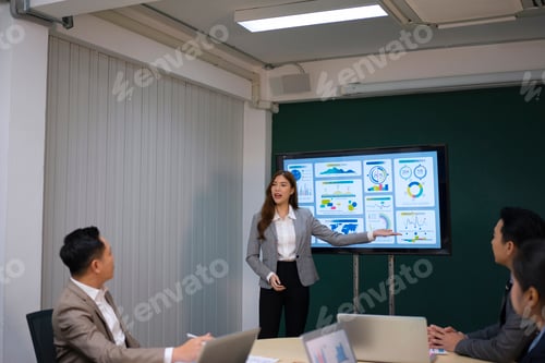 Preview: White collar worker working and meeting at office.