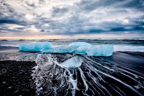 Preview: Glaciers washing up on remote beach