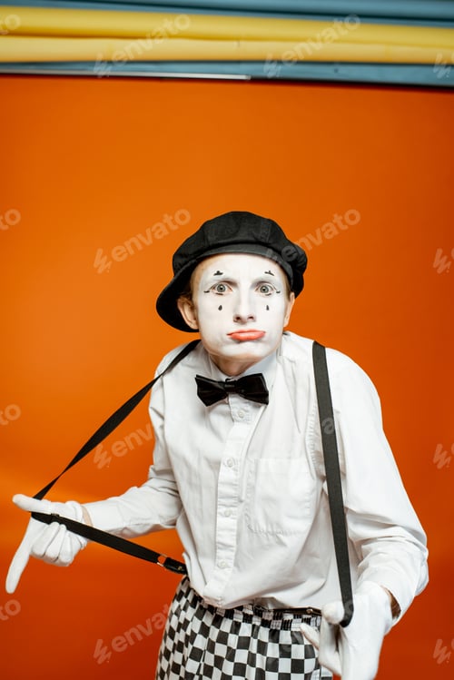 Preview: Pantomime on the orange background