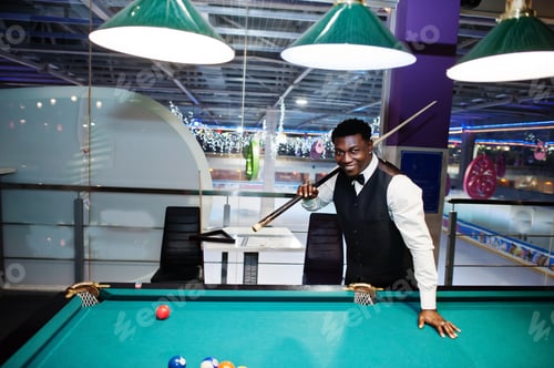 Preview: Handsome african man