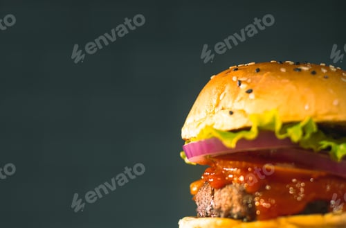 Preview: close up of a delicious gourmet hamburger