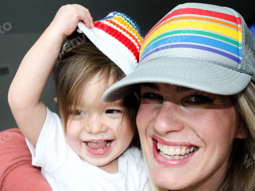 Preview: Happy Mama and baby
