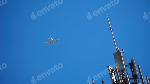 Preview: Airplane and cell phone antenna