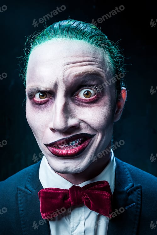 Preview: Bloody Halloween theme: crazy joker face