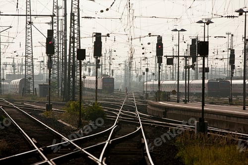 Vorschau: Bahngleise, Frankfurt, Deutschland