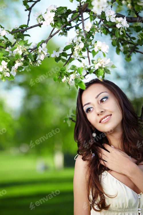 Preview: The beautiful girl