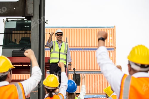 Preview: Logistic manager giving public speech and showing support to construction worker