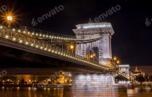 Preview: The Chain Bridge - Budapest