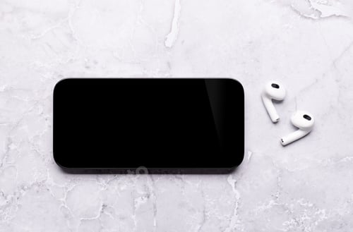 Preview: Blank screen smartphone on a desk