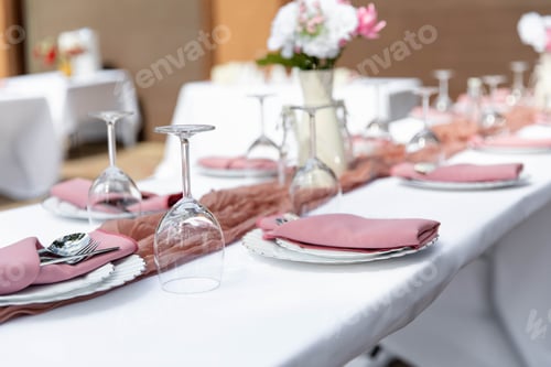 Preview: Wedding reception details
