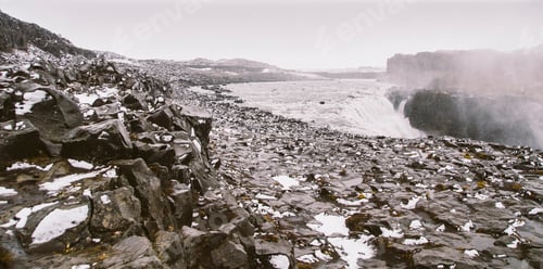 Preview: Panoramic photos of famous Icelandic waterfalls on cloudy days with geological formations.