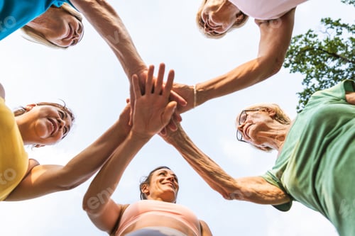 Preview: Senior women training with fitness coach at park