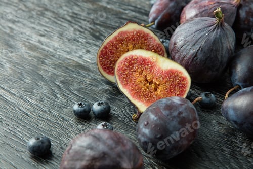 Preview: healthy fruits and berries