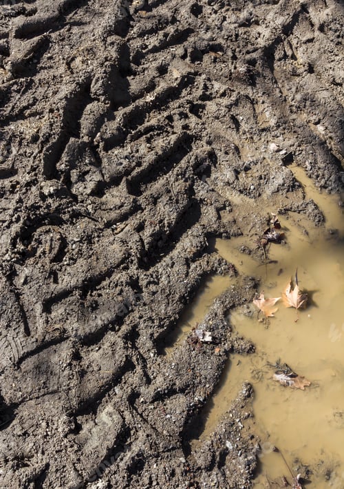 Preview: Wheel tracks on the soil