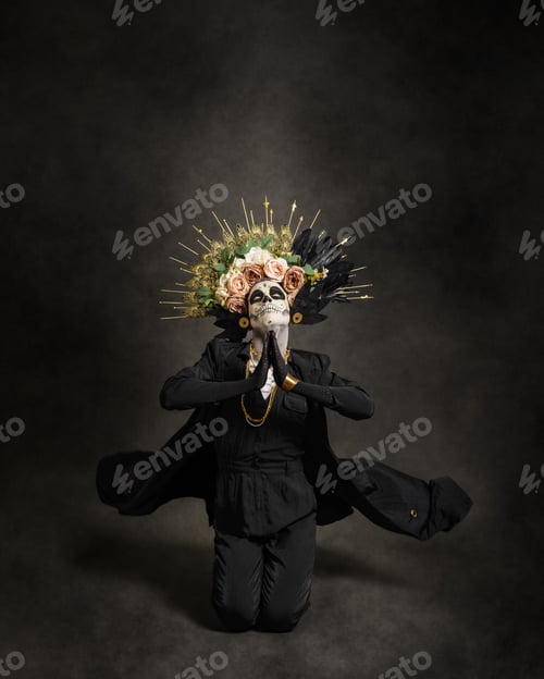 Preview: Studio portrait of Drag Queen catrin. Makeup for halloween or day of the dead.