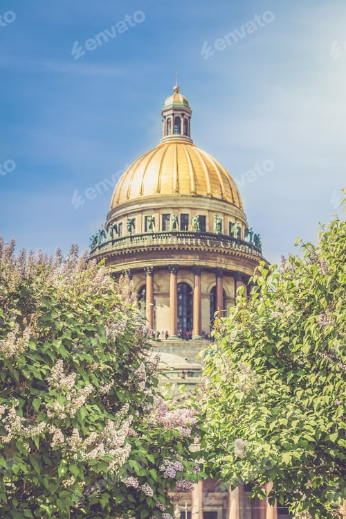 Preview: Saint Isaac Cathedral in St Petersburg, Russia