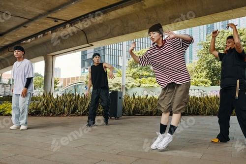 Preview: Dancing Hip-Hop Under Urban Bridge In North Seoul Park