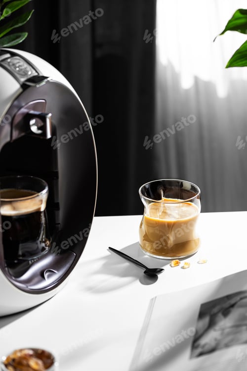 Preview: Drinking coffee