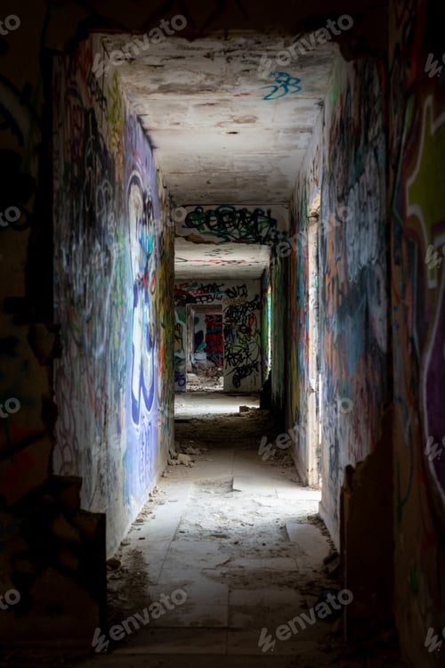 Preview: Hallway in an Lost Place