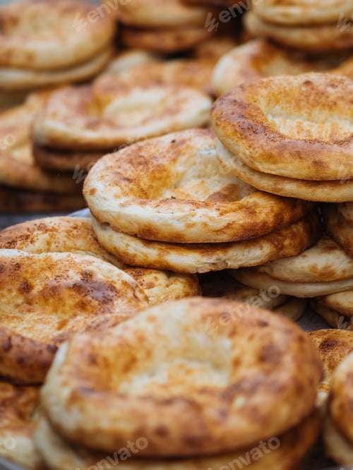 Preview: Traditional bread cakes sold on market