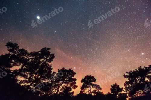 Preview: fantastic winter meteor shower and the snow-capped mountains
