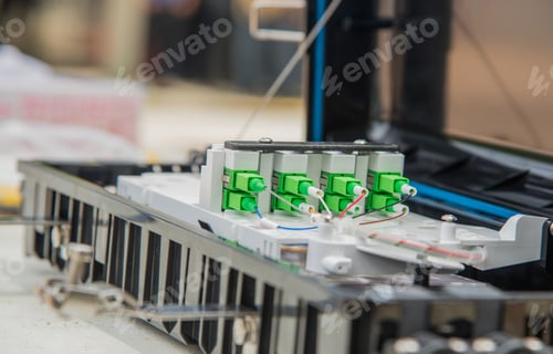 Preview: Technicians are install cabinet on fiber optic cable.