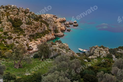 Preview: Sunrise over small lagoon