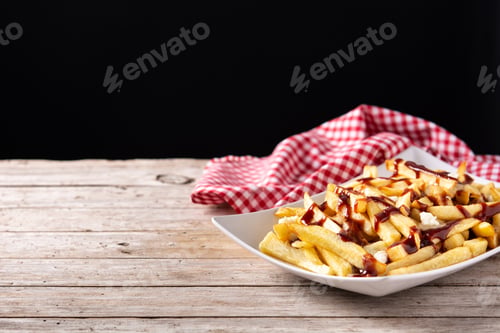 Preview: Traditional Canadian Poutine