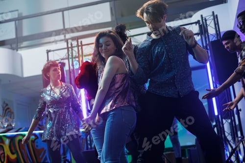 Preview: Passionate dancer couple dancing in club