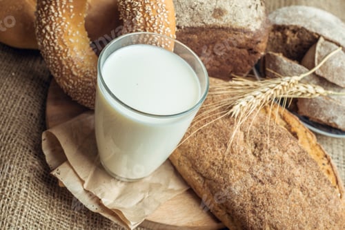 Preview: milk and bakery products
