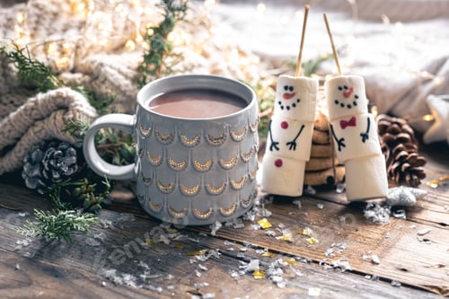 Preview: Winter composition with a cup of cocoa and marshmallow snowmen.